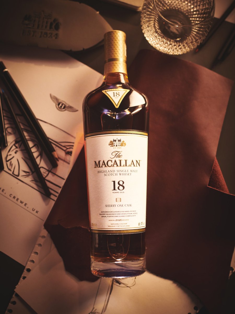 Imagery Macallan x Bentley Macallan Whisky Bottle 2
