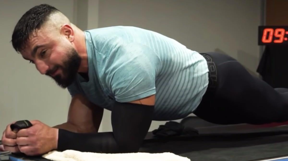 Aussie Bloke Shatters World Record For Longest Plank Ever
