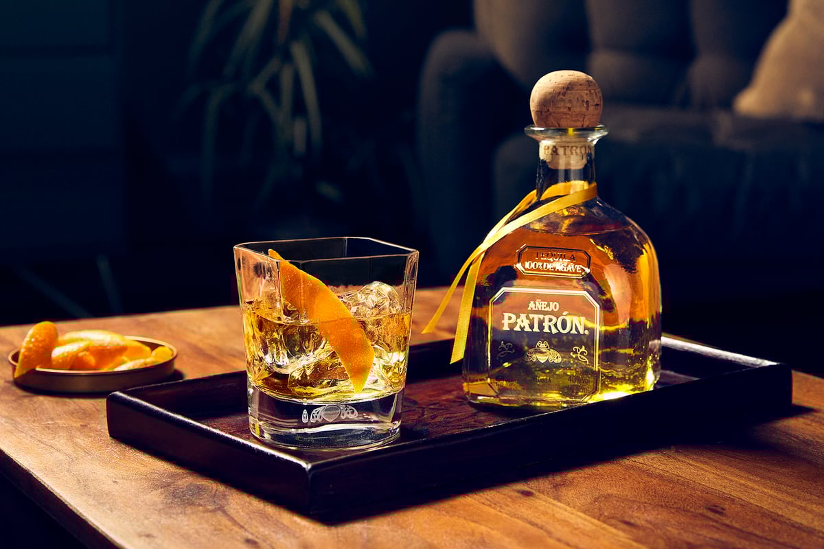 F22 Patron AMEAPlaybook SimplyPerfect Day CocktailPhotography Lifestyle OldFashioned 3x2 2
