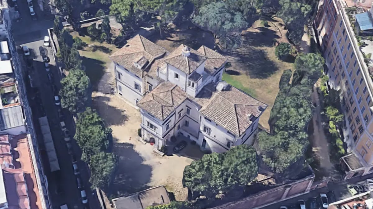 Italian Villa Listed For $770 Million Fails To Attract A Single Bid At Auction