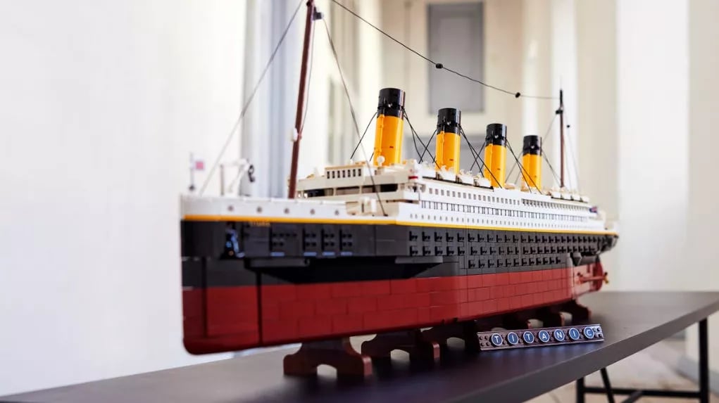 lego titanic