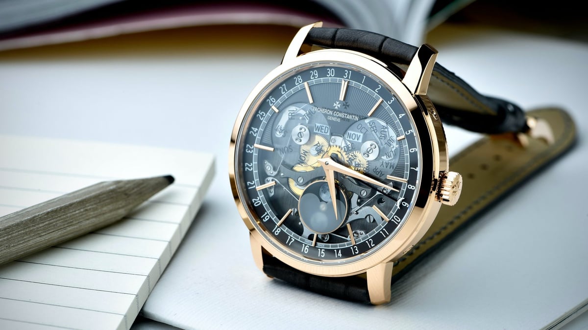 This Vacheron Constantin Complete Calendar Will Give You 2022 Vision