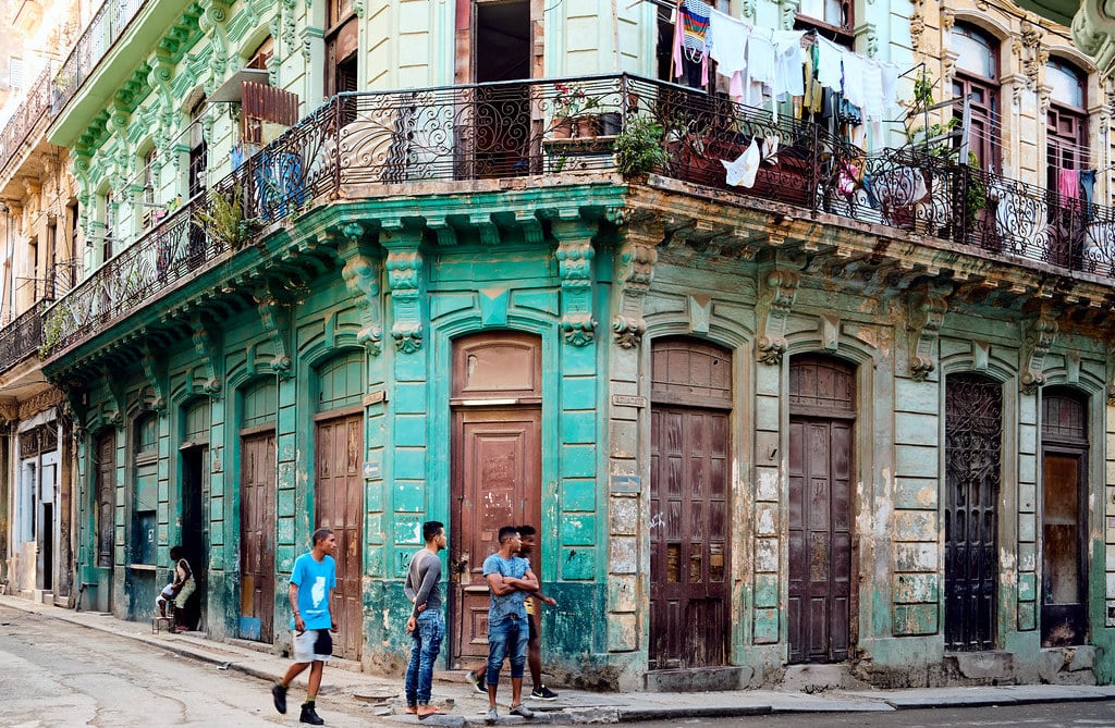 havana cuba no time to die 