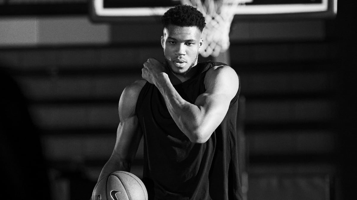 Giannis Antetokounmpo Breitling