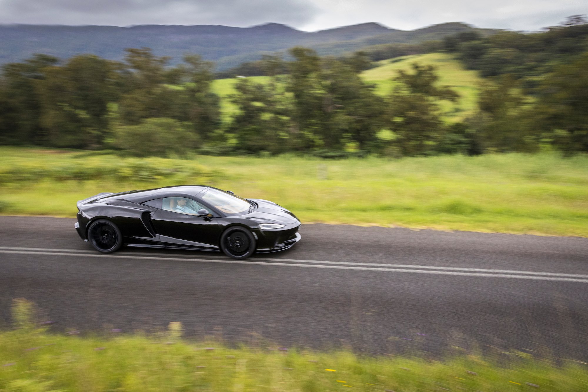 McLaren GT 