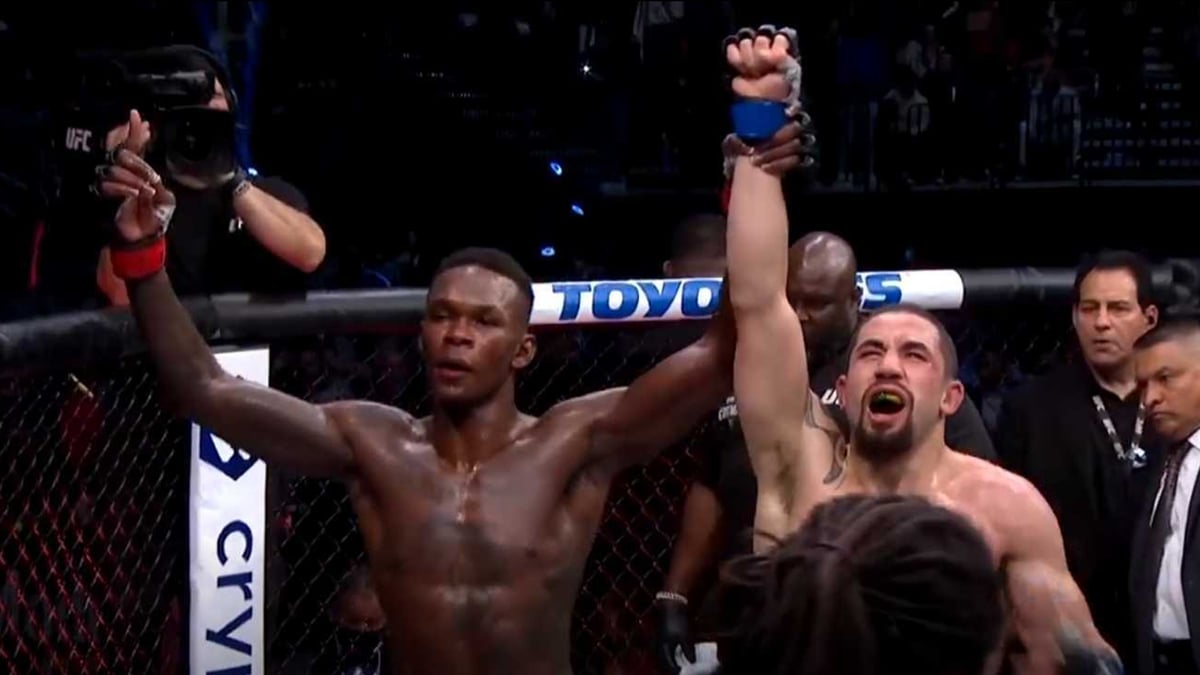 UFC 271 Robert Whittaker Israel Adesanya 2