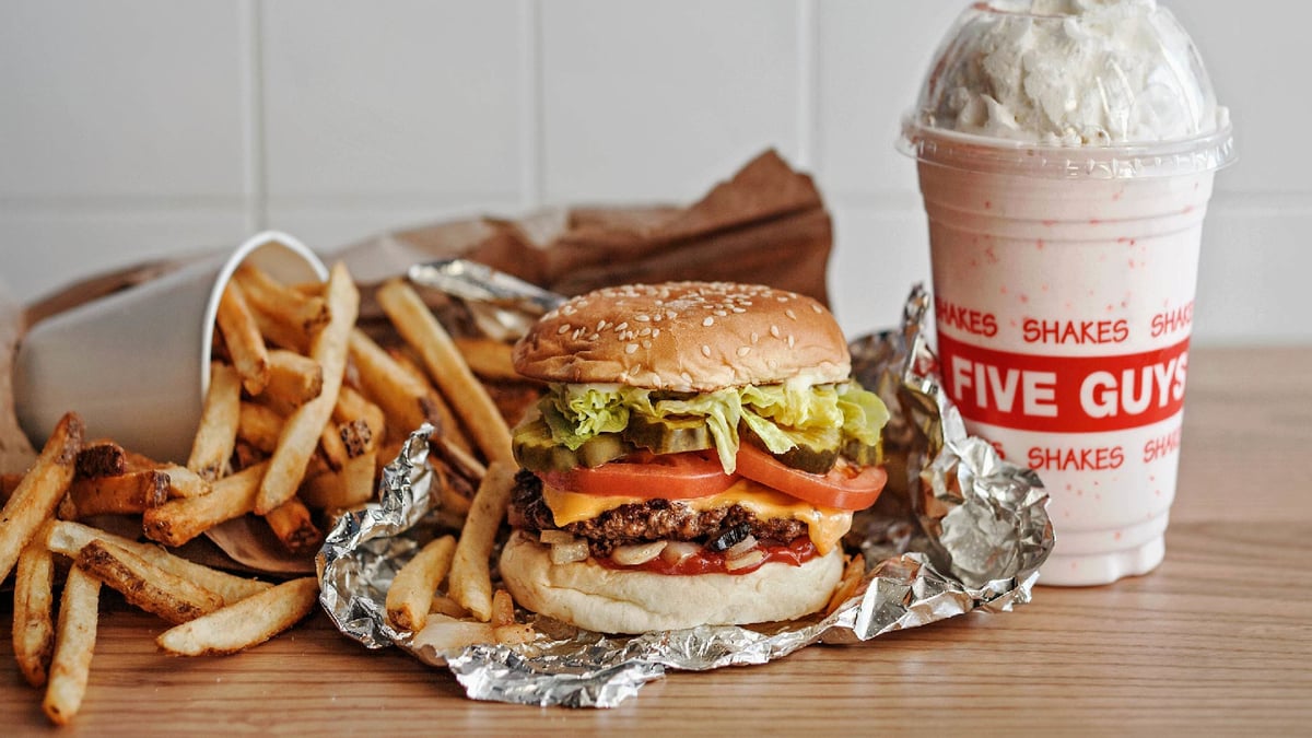 FIVE GUYS AUSTRALIA SYDNEY CBD