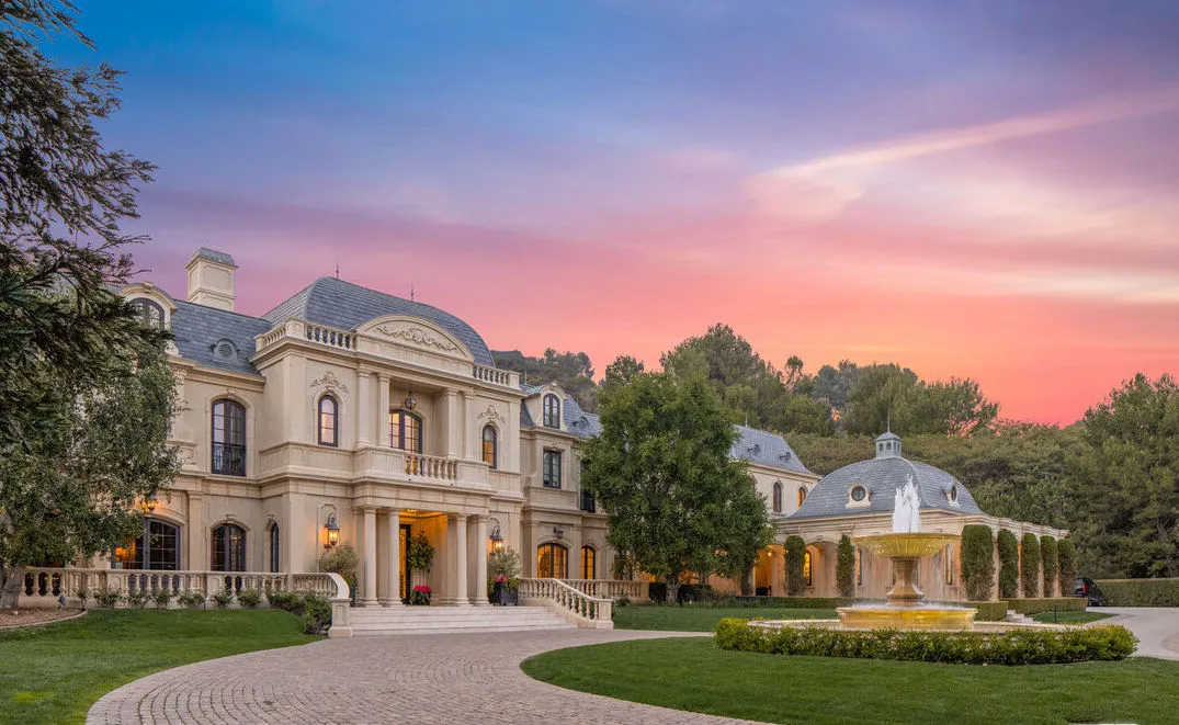 Mark Wahlberg is selling his megamansion for $115 million