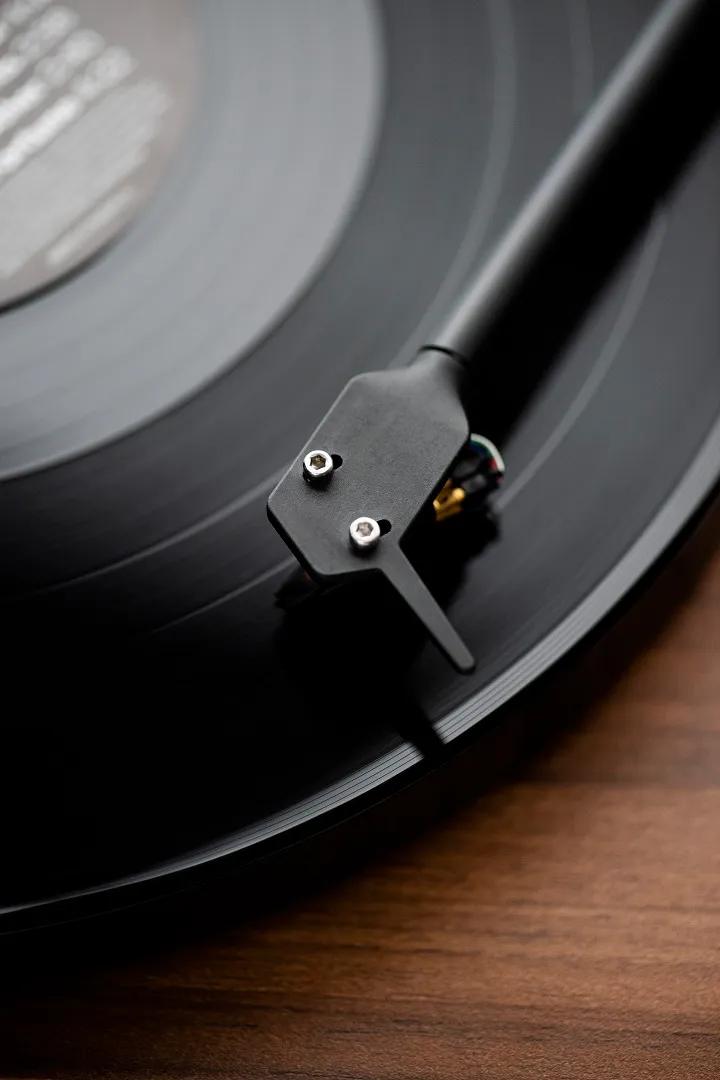 Pro-Ject E1 Turntable