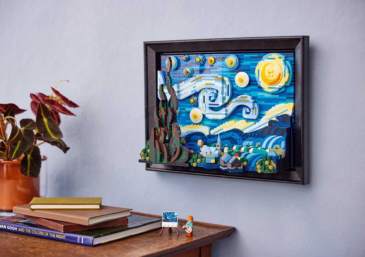 LEGO Has Recreated Vincent Van Gogh's The Starry Night