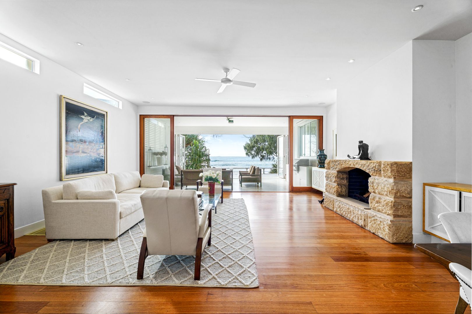 99 Hedges Avenue Mermaid Beach