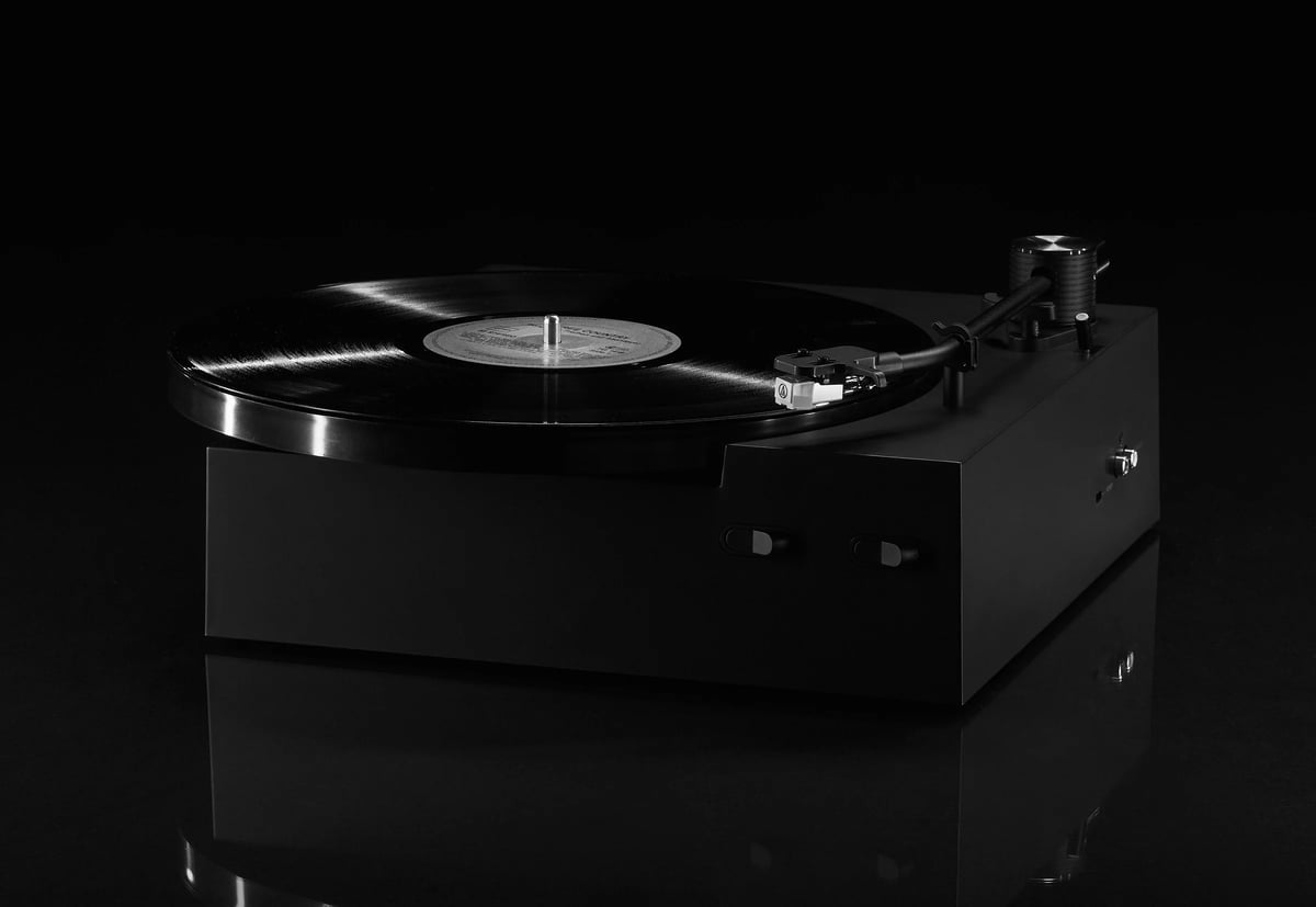 IKEA Swedish House Mafia Record Player OBEGRANSAD