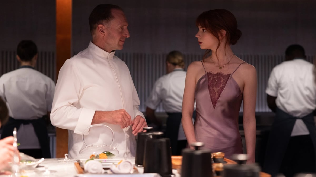 The Menu Trailer Ralph Fiennes Anya Taylor-Joy Nicholas Hoult