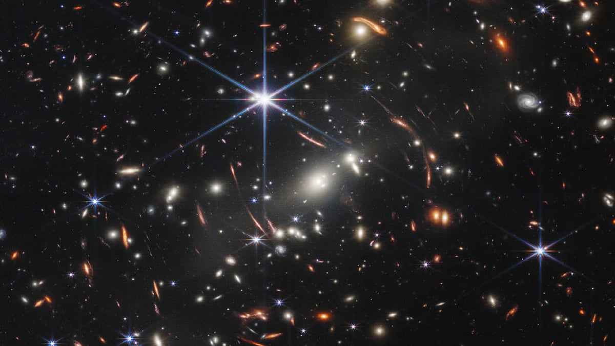 NASA’s James Webb Space Telescope Reveals Galaxy From 4.6 Billion Years Ago