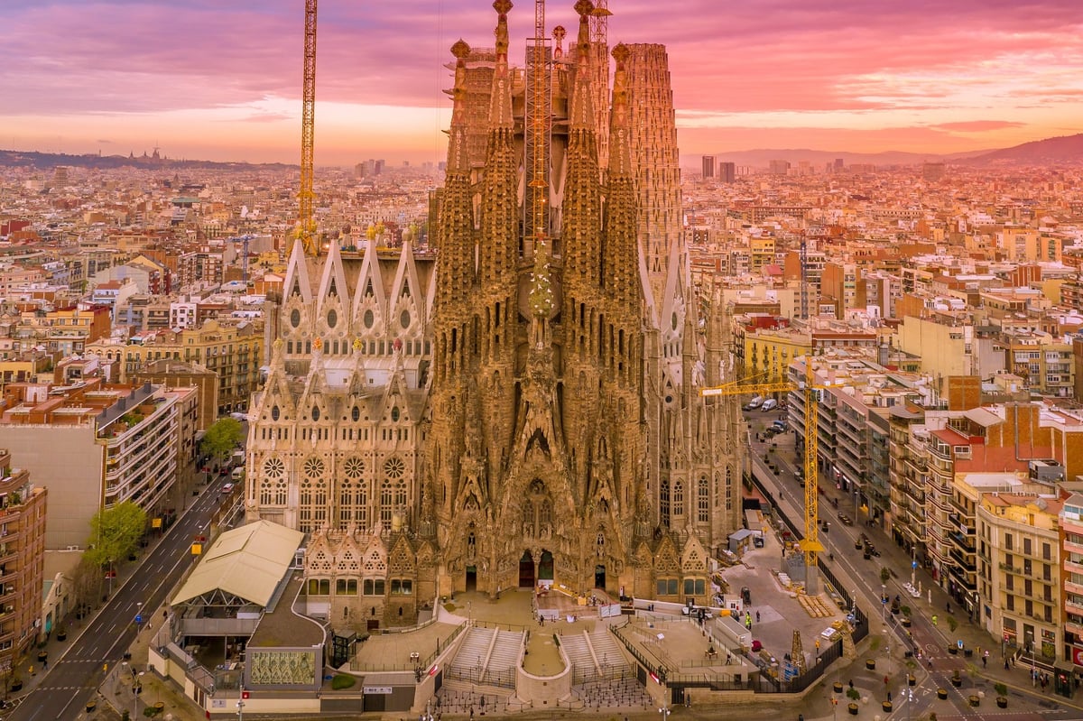 Barcelona is one of many cities in Spain that will benefit from free train travel in 2022.