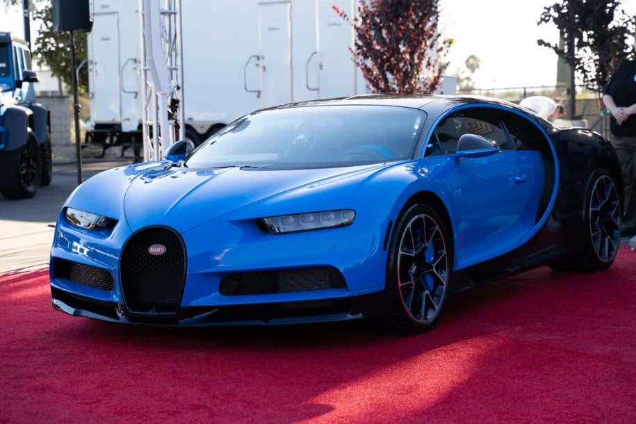 canelo alvarez bugatti chiron