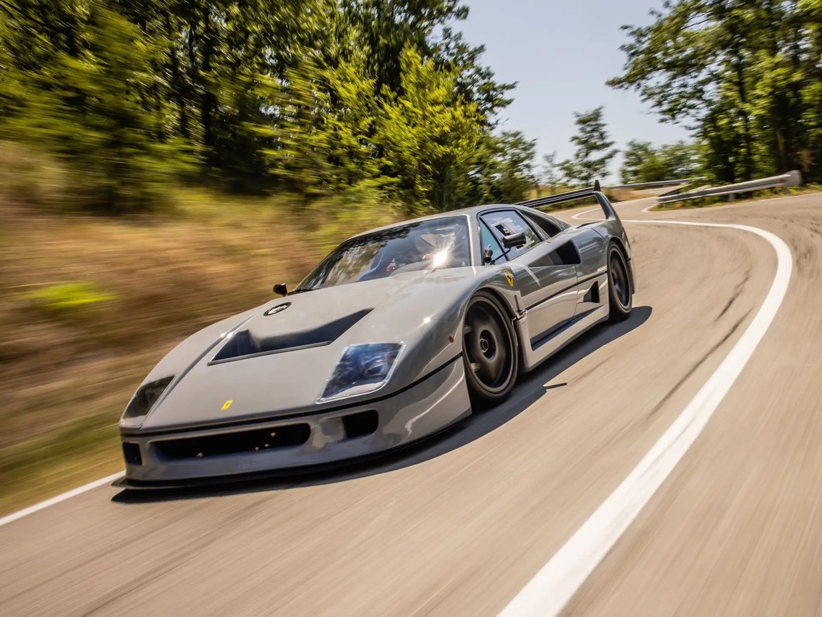 Grey Ferrari F40 Competizione