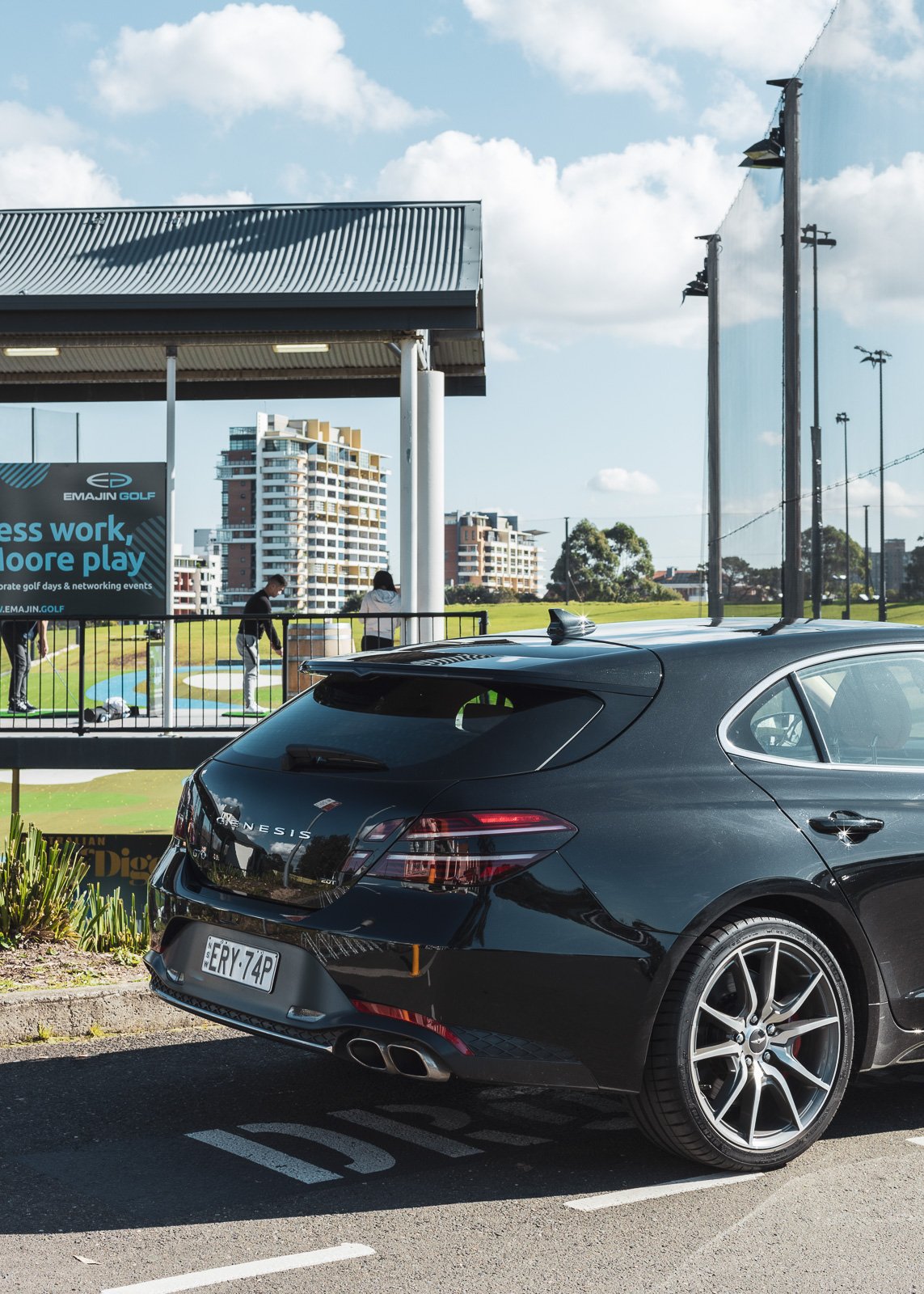 genesis g70 shooting brake