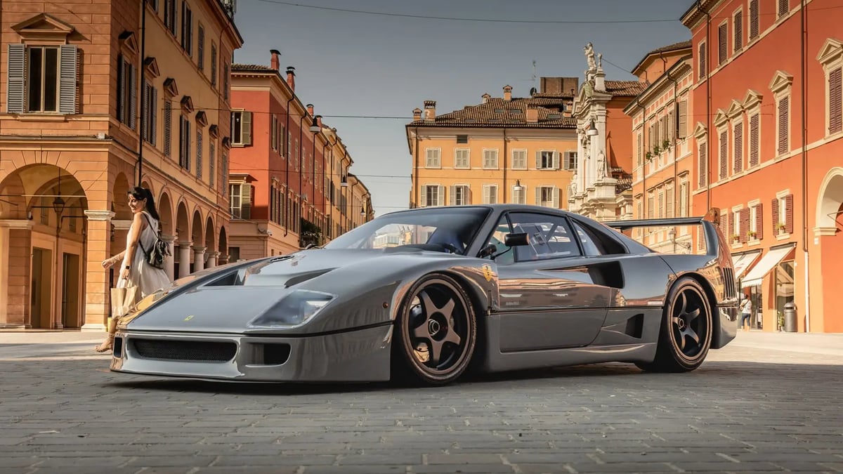 Grey Ferrari F40 Competizione