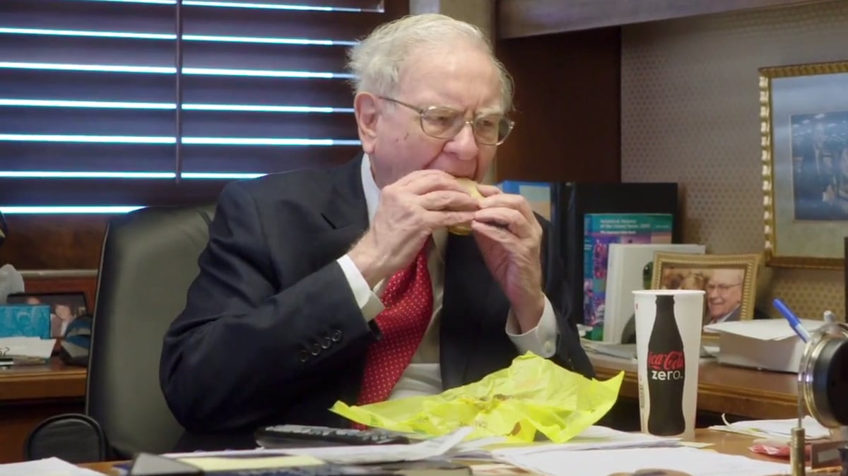 Warren Buffett Reveals The Secret To A Happy Life (Aside From $$$)