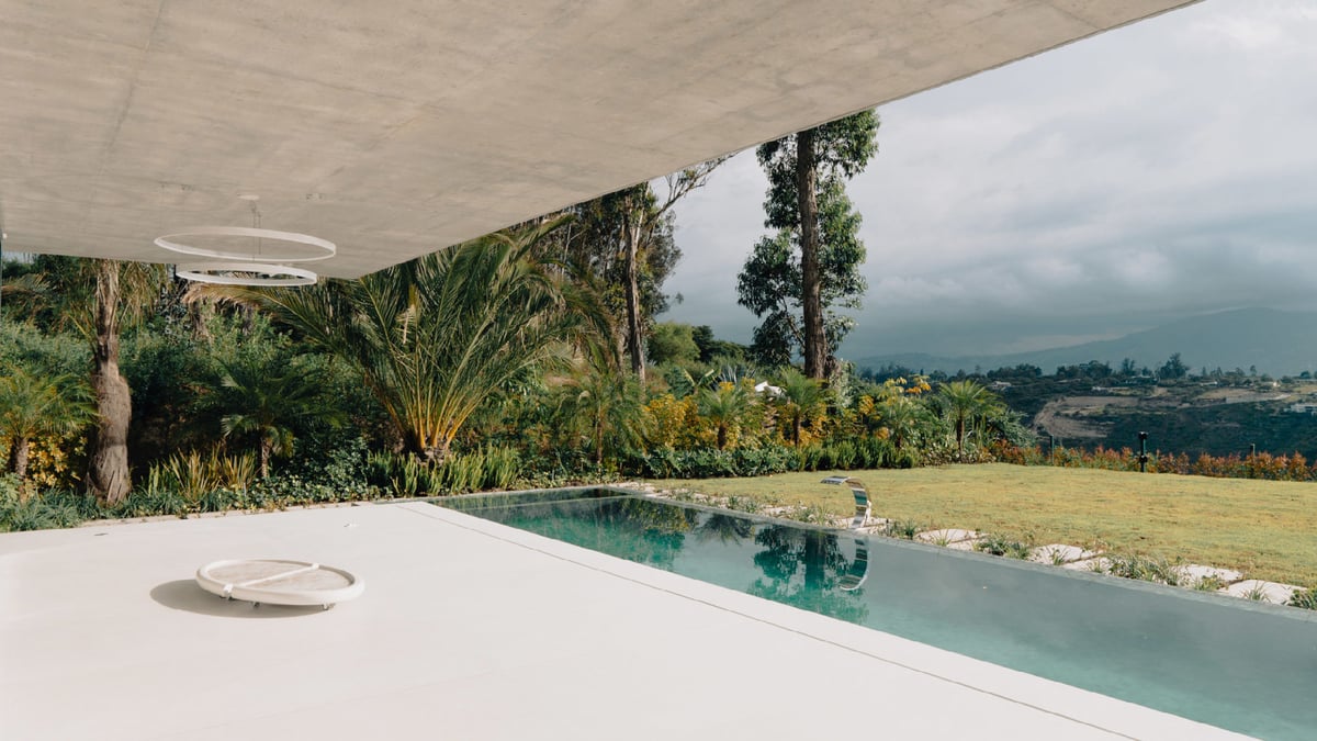 Ecuador’s Magnolia House Is The Most Tasteful Thing You’ll See All Week
