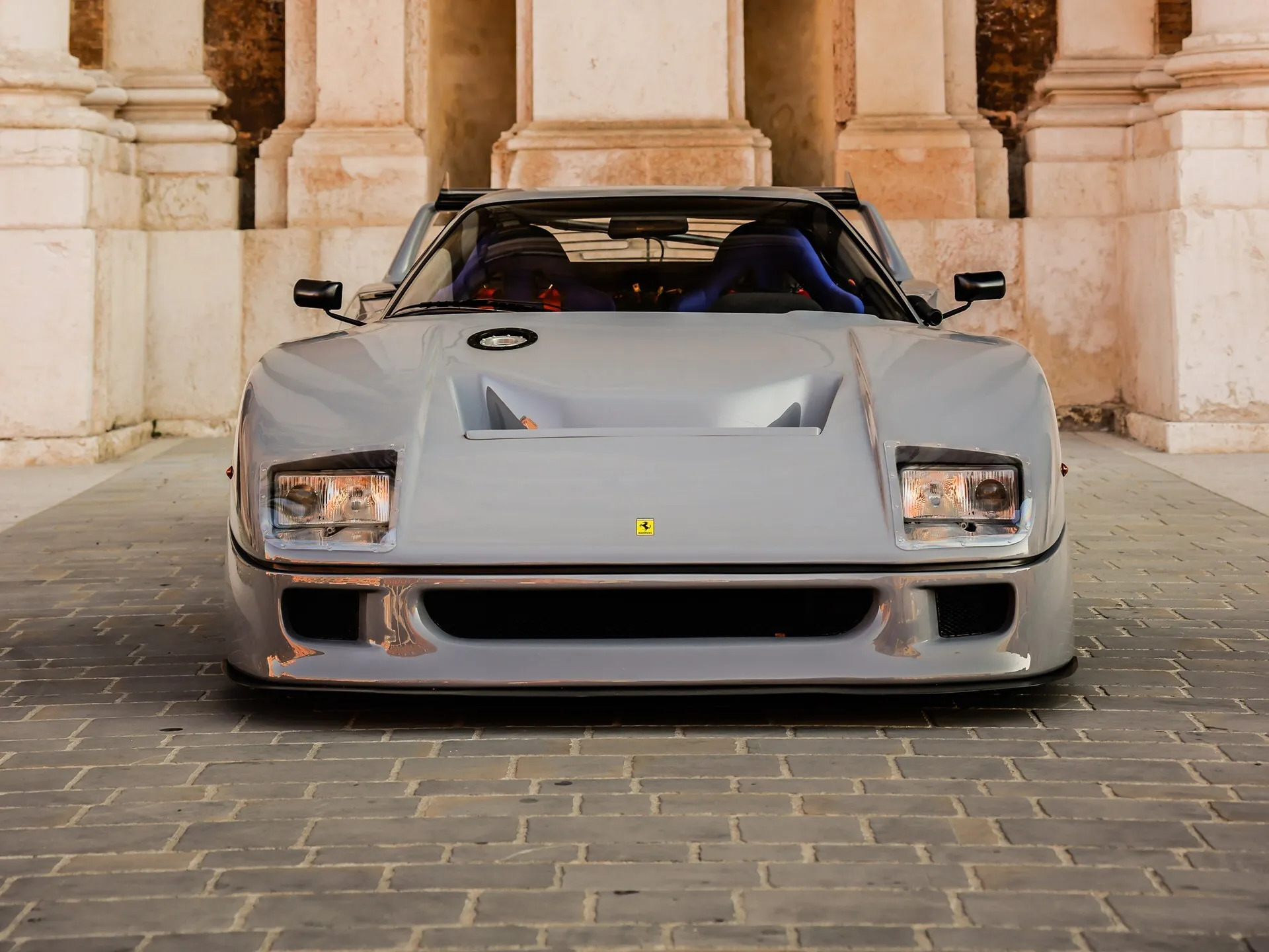 Grey Ferrari F40 Competizione