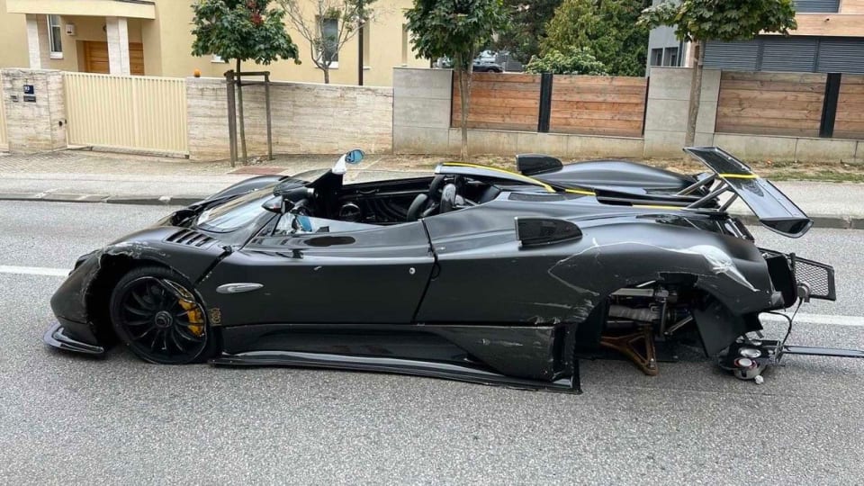 Pagani Zonda HP Barchetta crash