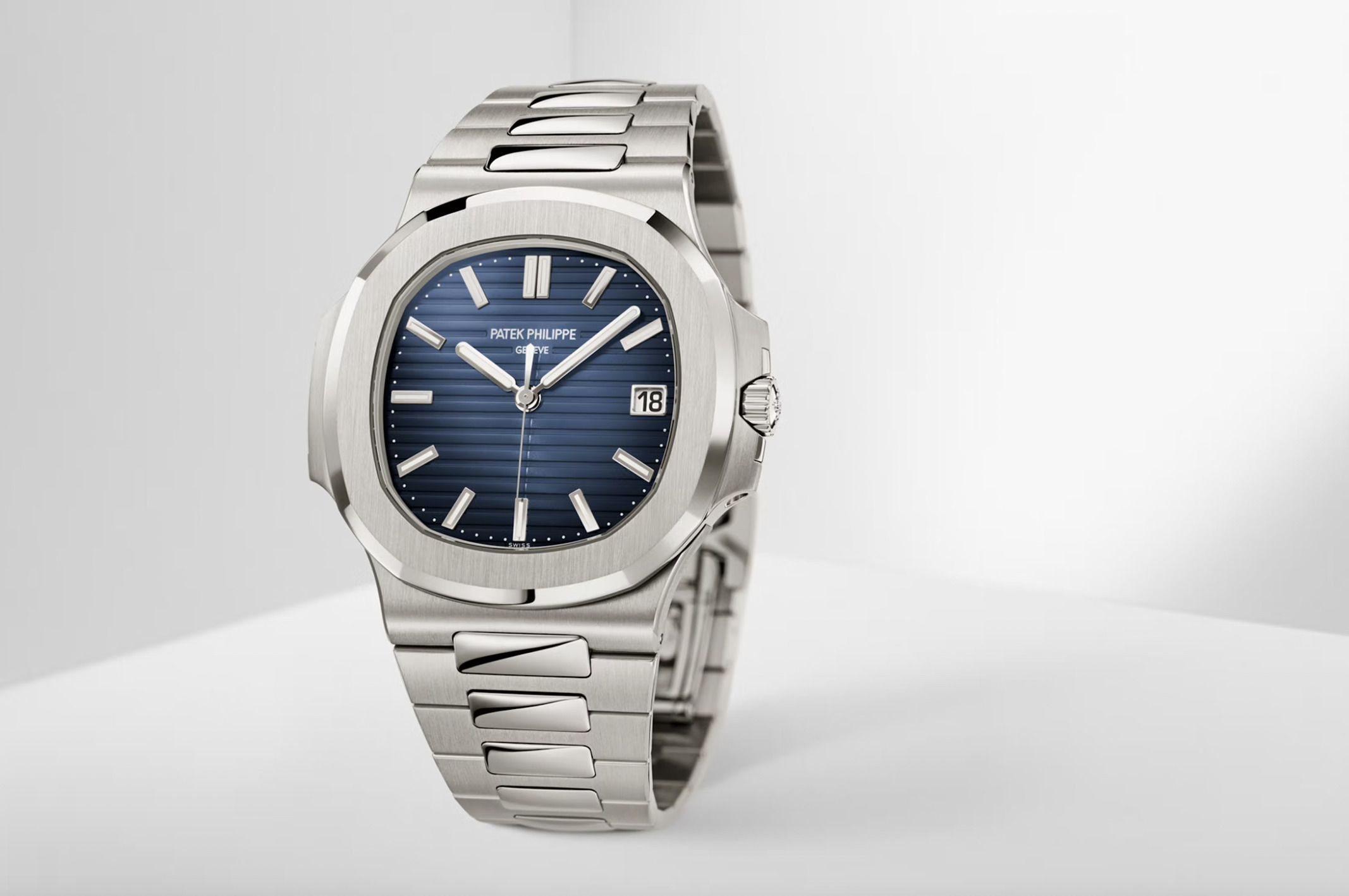 Patek Philippe Nautilus 2022