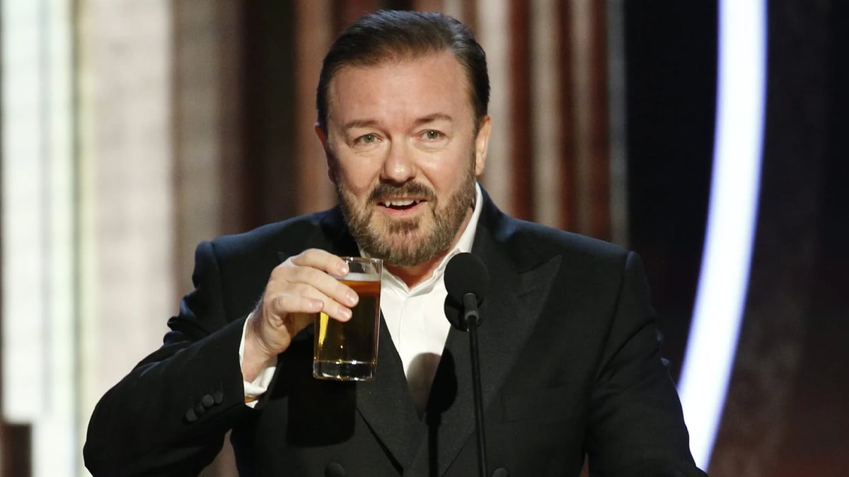 Ricky Gervais Bluntly Reacts To Suggestion He Should Host The 2023 Golden Globes