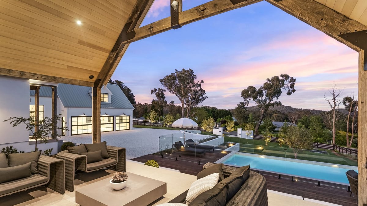 On The Market: This Lush $7 Million Country Estate Is Just 90 Minutes From Sydney