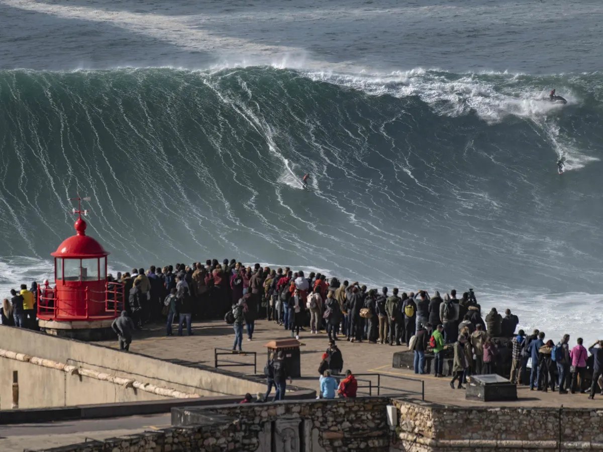 Blind Aussie Surfer Matthew Formston To Take On Nazare Waves