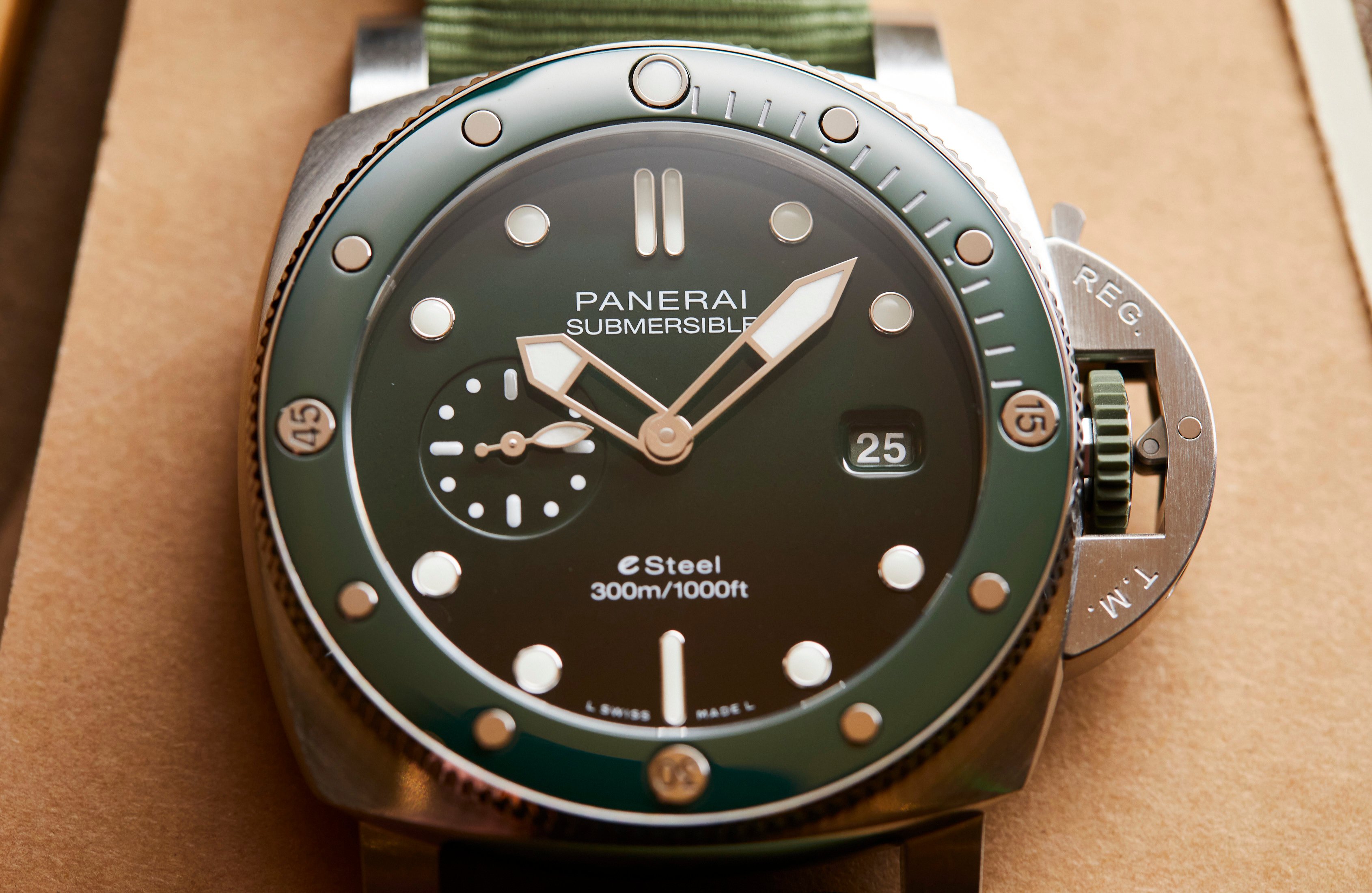 Panerai Submersible QuarantaQuattro eSteel