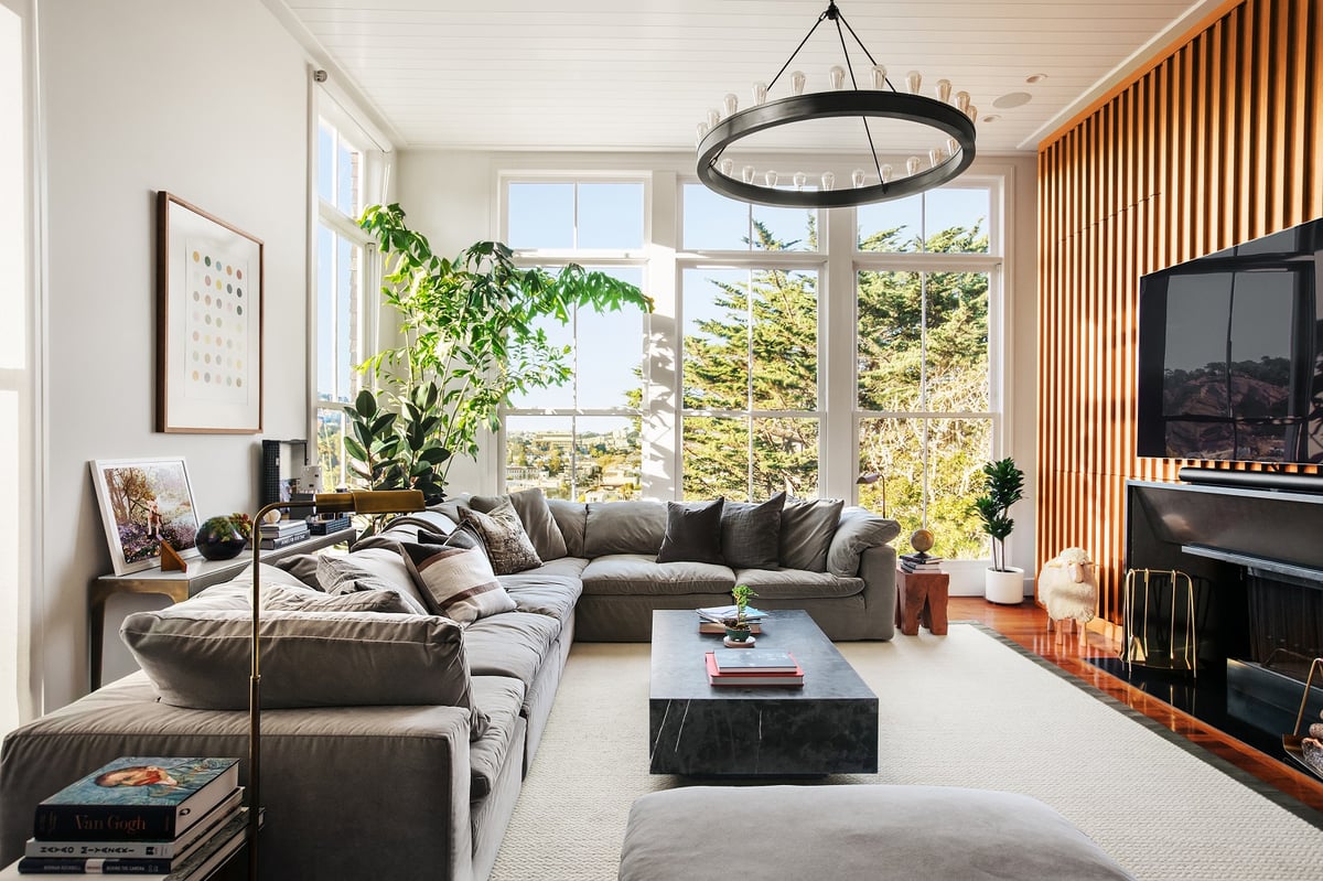 The Founder & CEO Of Airbnb Has Listed His Own Home In San Francisco For Bookings
