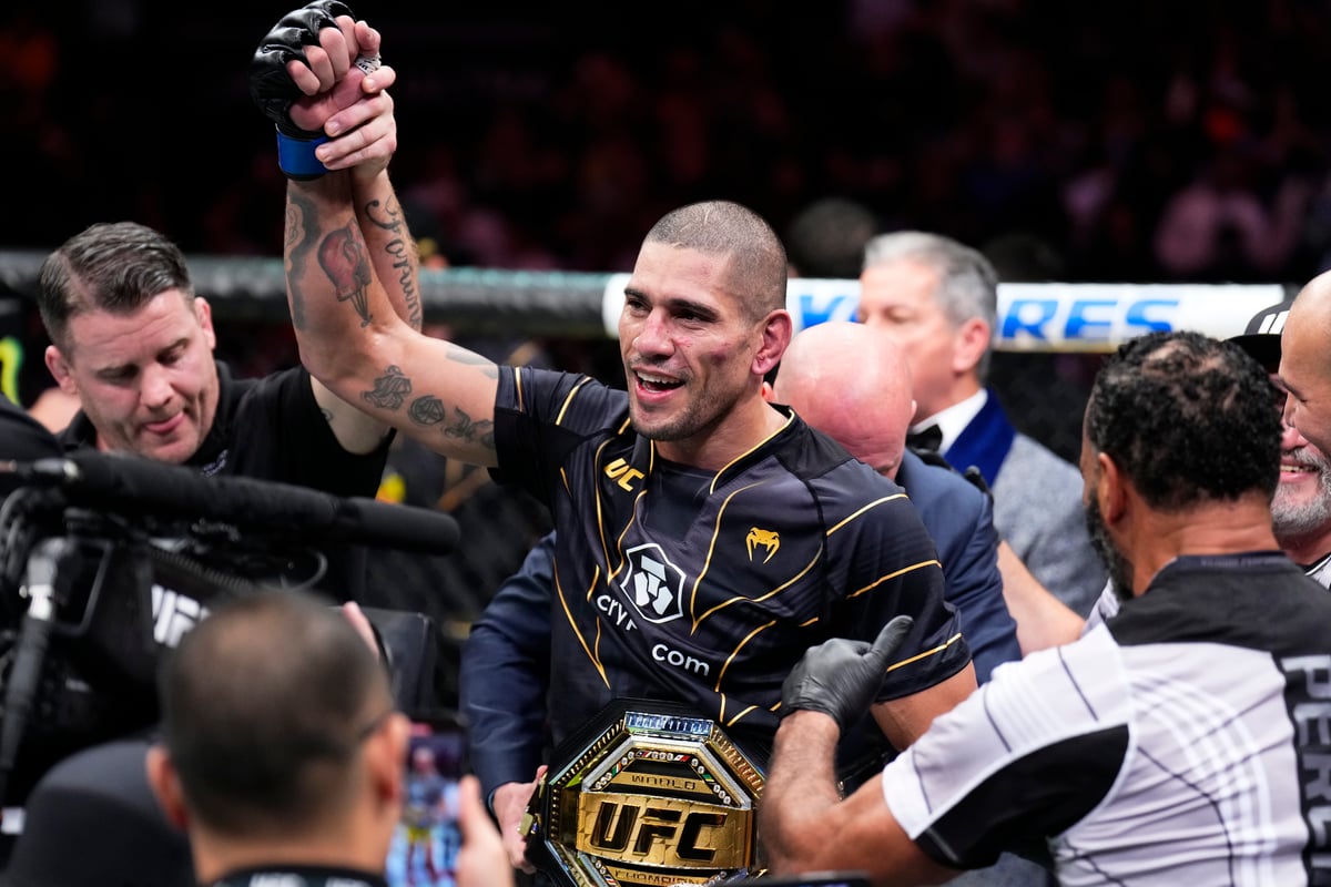 Drake Loses $2 Million Betting On Israel Adesanya At UFC 281
