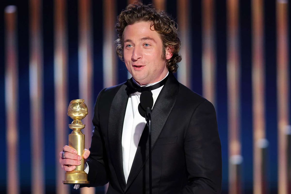 Jeremy Allen White Takes Home A Golden Globe For 'The Bear'
