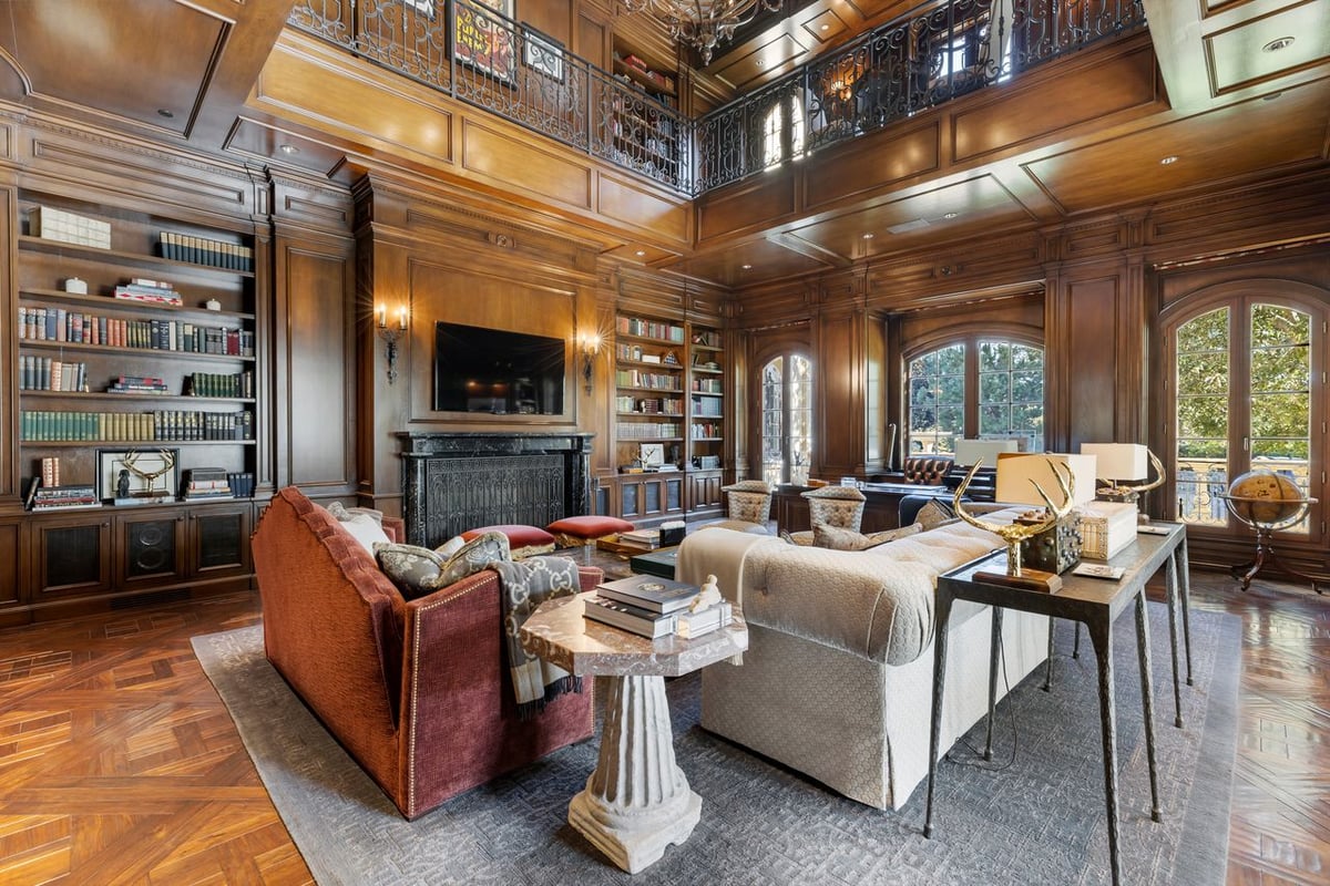 mark wahlberg beverly park mansion sold