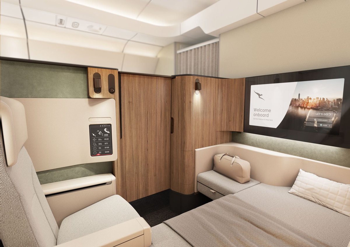 Qantas A350 First Class Suite