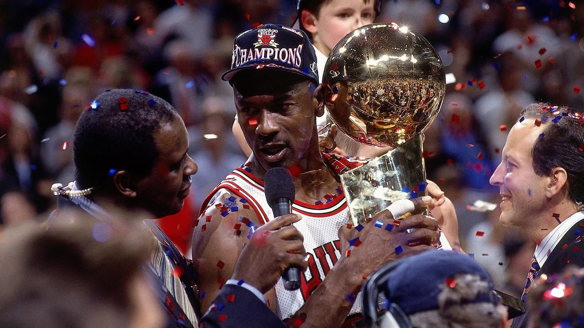 Every NBA Finals Match From The 90s Is Now Free To Watch