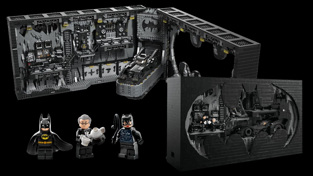 LEGO Unveils A Massive 4,000-Piece ‘Batman Returns’ Batcave Set