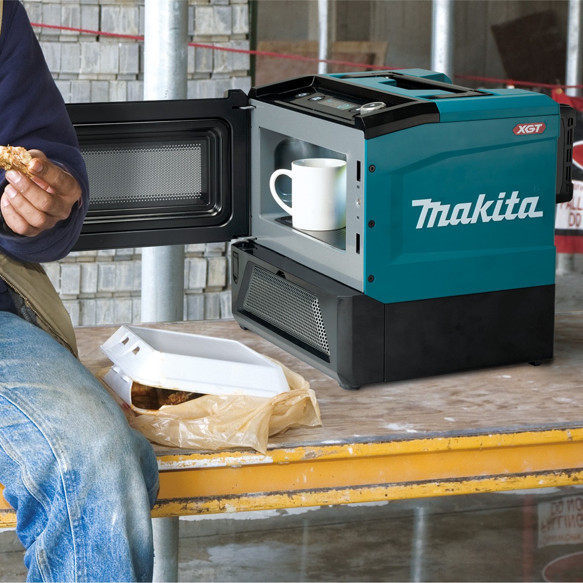 Makita Portable Microwave: The Tradies' New Best Friend
