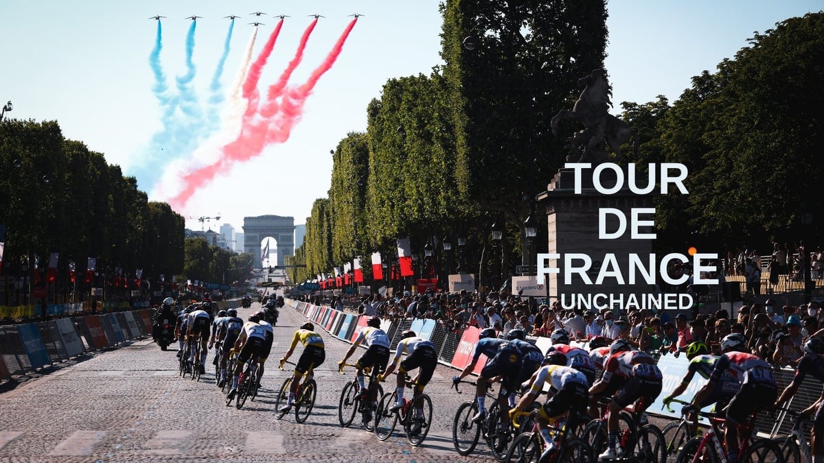 ‘Tour De France Unchained’ Review: Cycling Does ‘Drive To Survive’