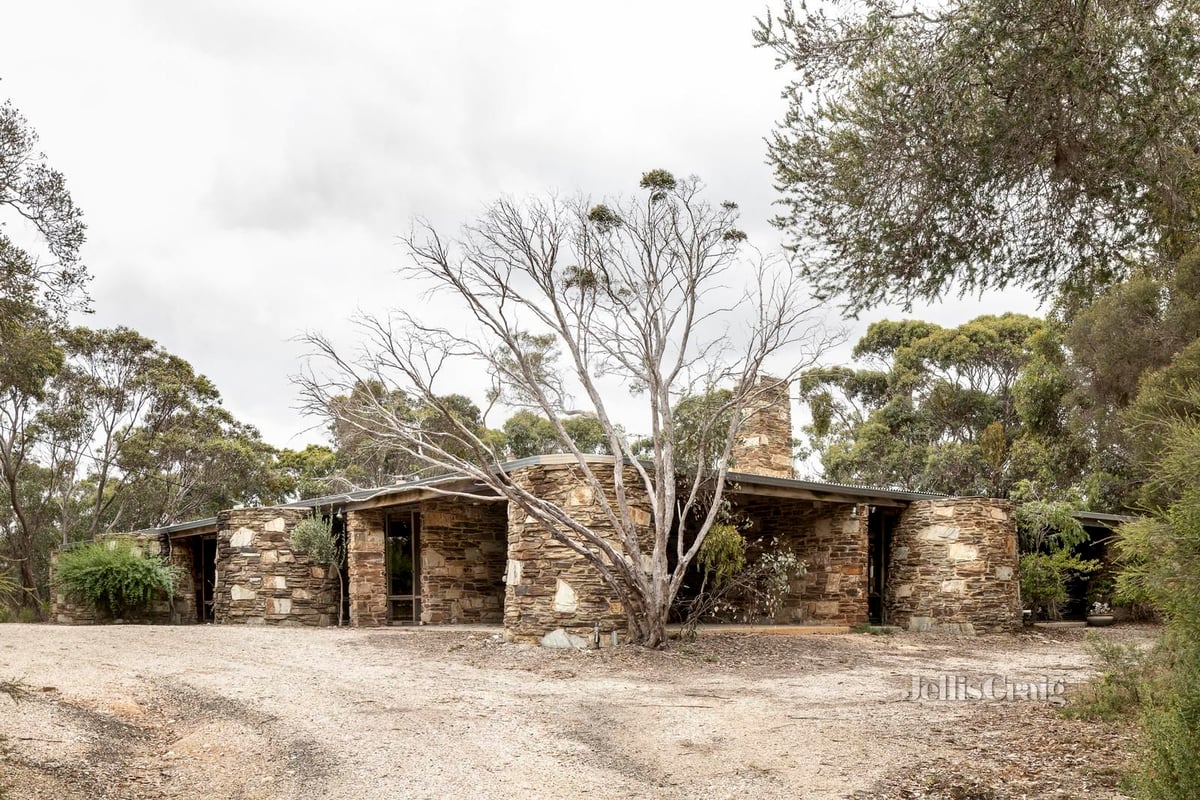 305 Long Forest Road Bacchus Marsh