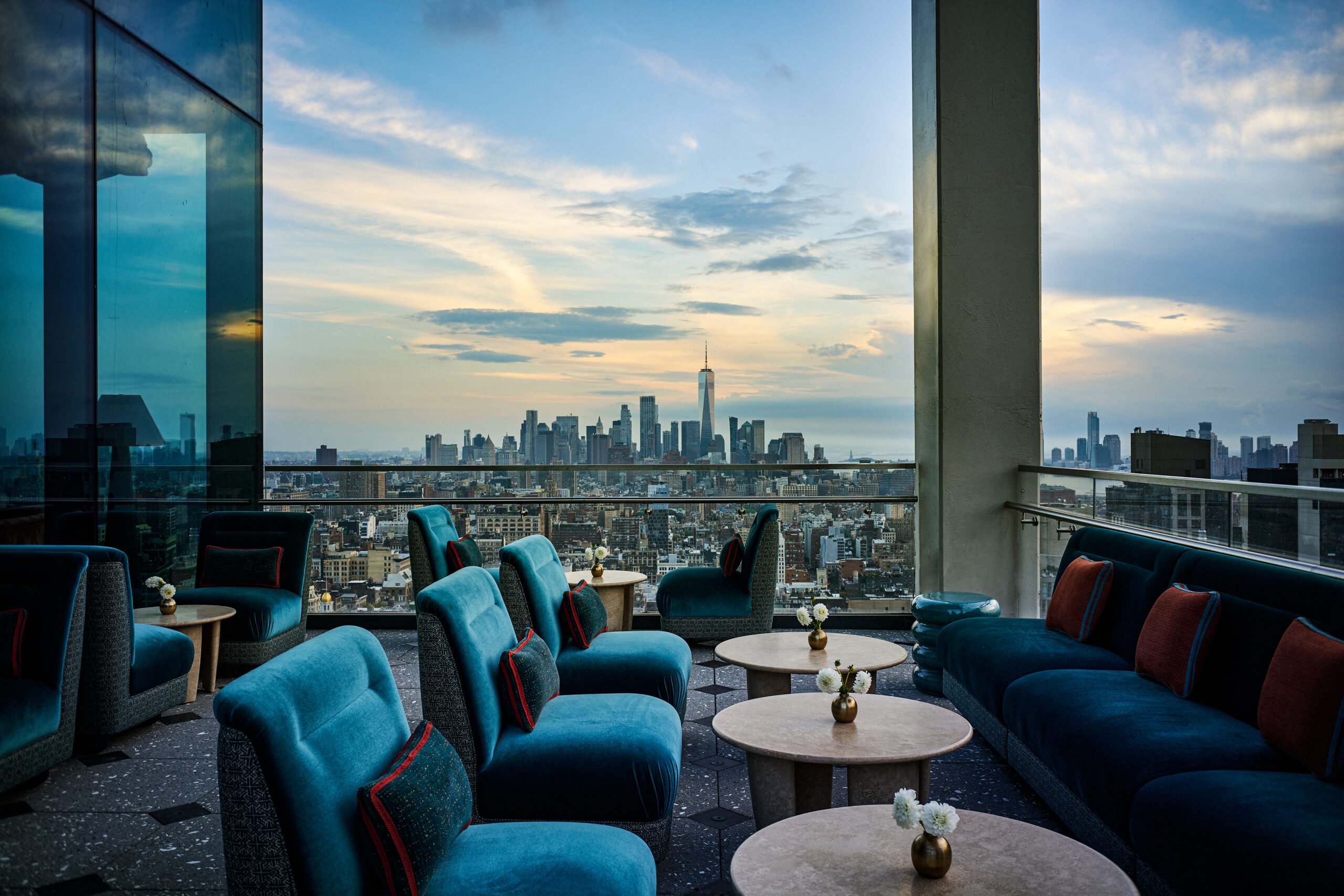 Nubeluz is one of the best rooftop bars in New York City