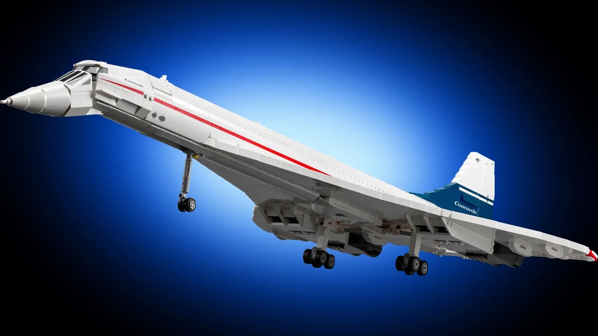 PSA: LEGO’s Epic 2,000-Piece Concorde Set Hits Shelves Today
