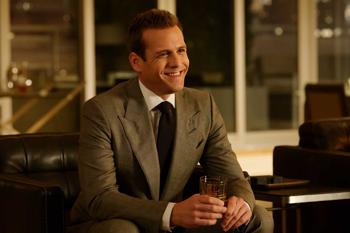 Harvey Specter Salary: What Would It Cost To Live His Life? - Suits
