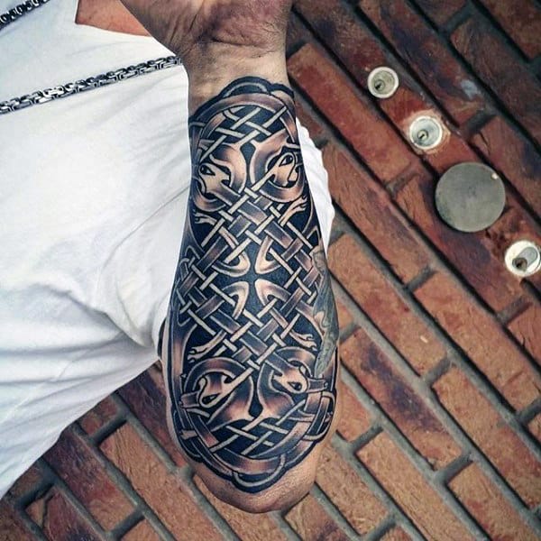 arm tattoo