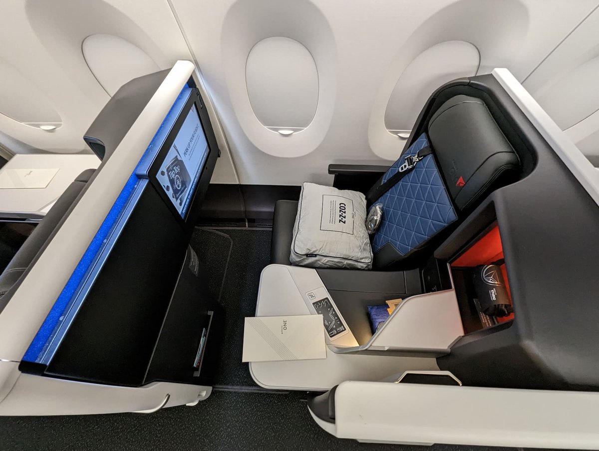 Delta One Suites A350 Review: Los Angeles To Sydney