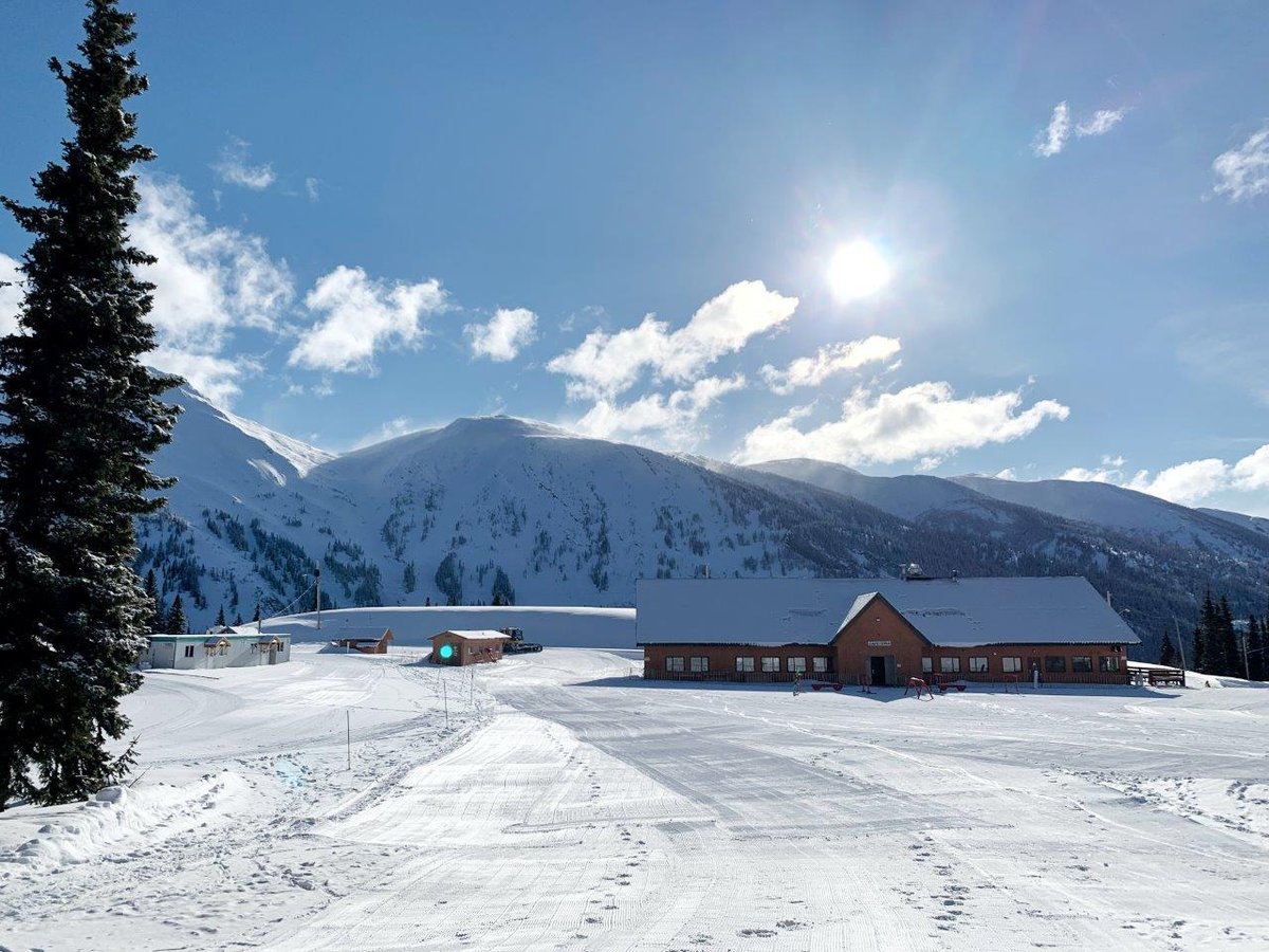 One Of Canada's Greatest Year-Round Alpine Resorts Is On Sale For $9.42 Million