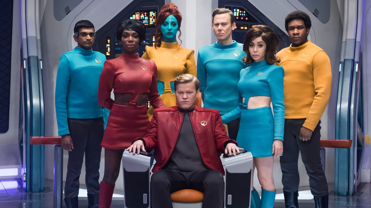 ‘Black Mirror’ Is Returning To Netflix For Season 7 (With A Sequel To This Fan Fave Episode)