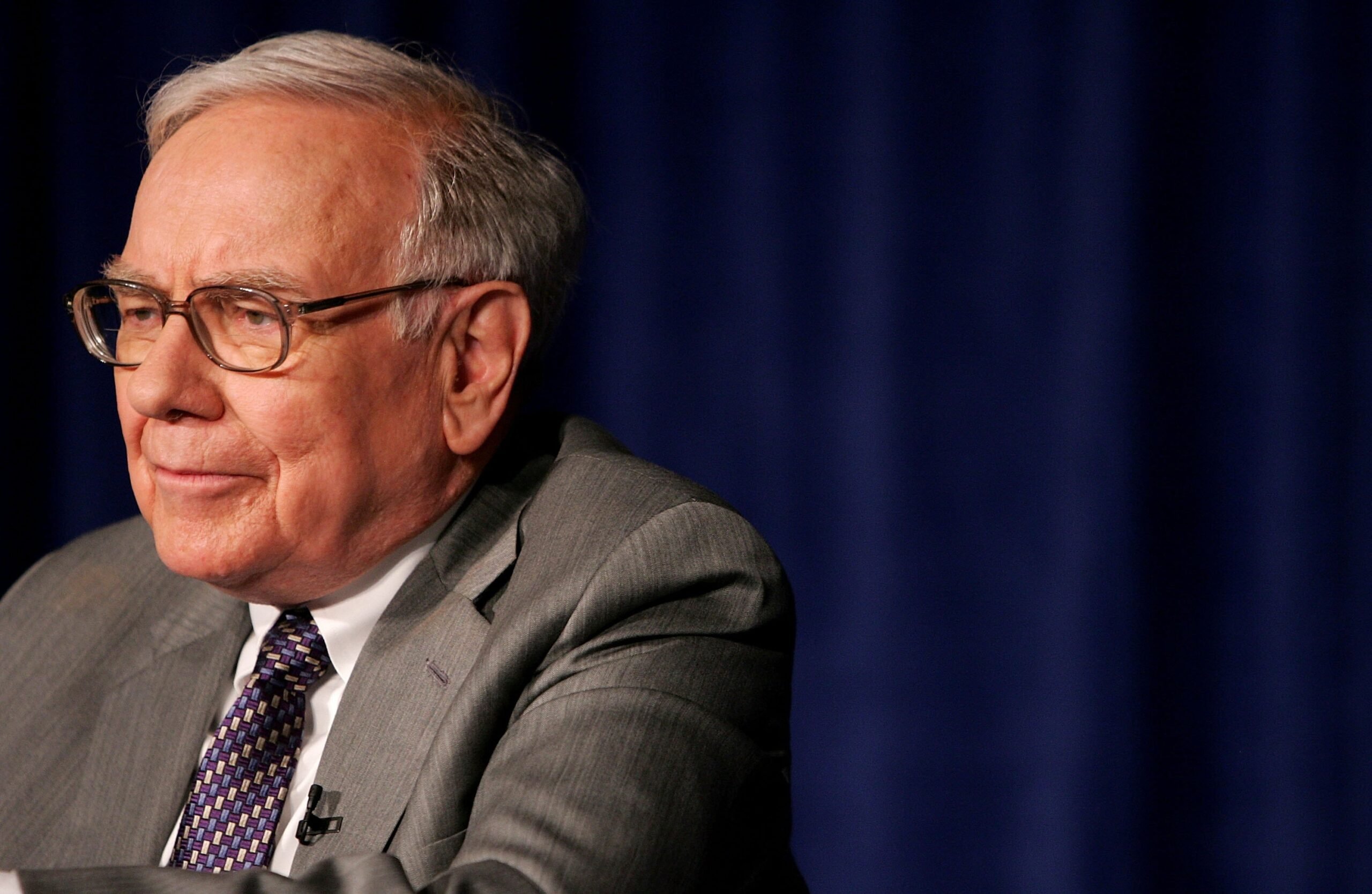 10 Lessons I Learned From Warren Buffett At Berkshire Hathaway’s Annual Meeting